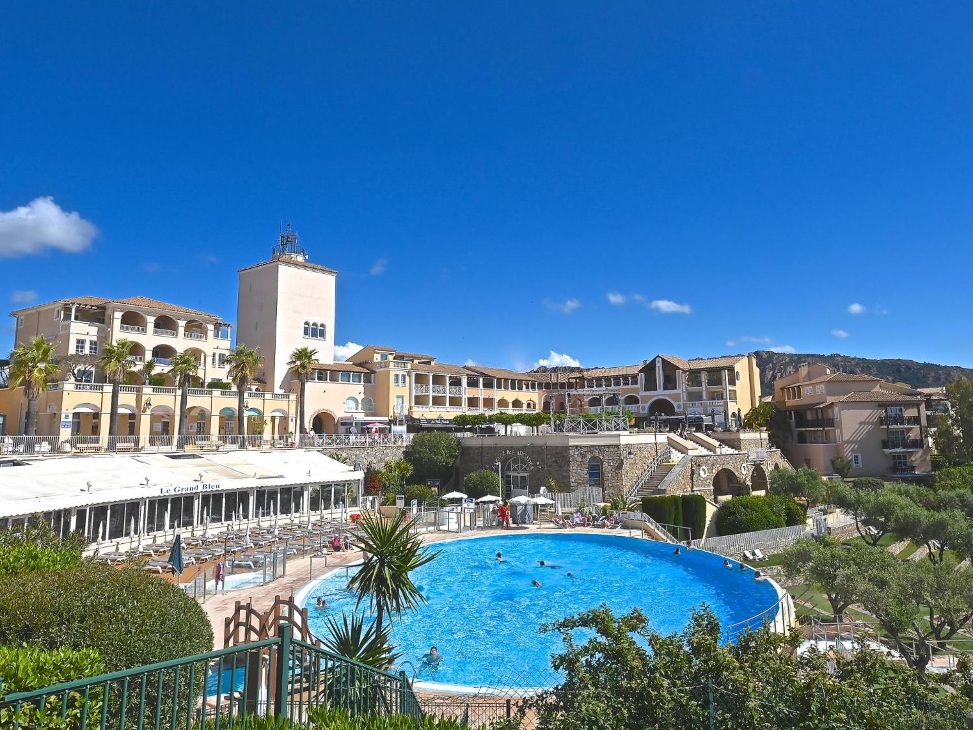Apartment Village Cap Esterel - Le Village-76 By Interhome Saint-Raphaël Exteriör bild